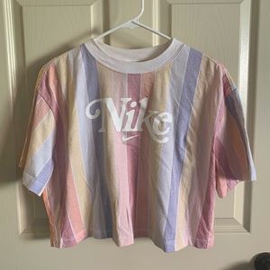 Nike Sportswear Crop Top